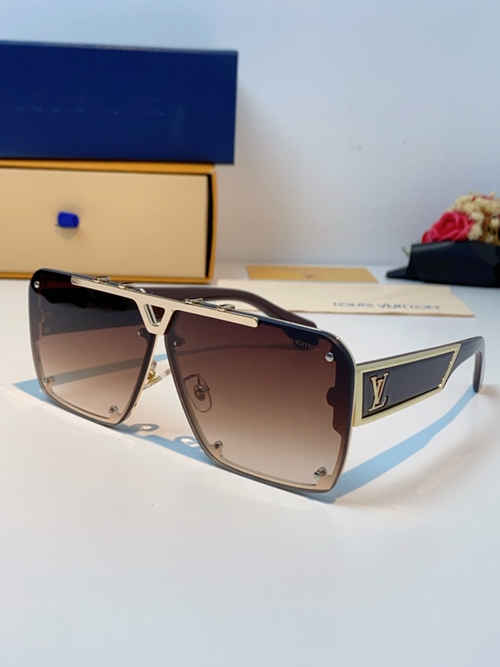 ルイヴィトンサングラス正面デザイン